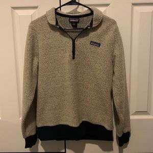Patagonia Tan & Navy Fleece Pullover